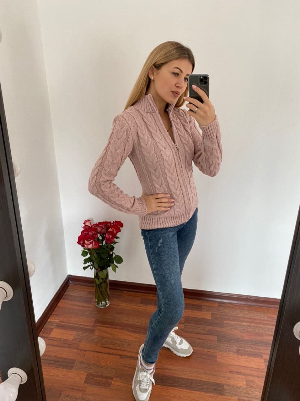 Красивая теплая модная женская кофта Violet В широком ассортименте ...