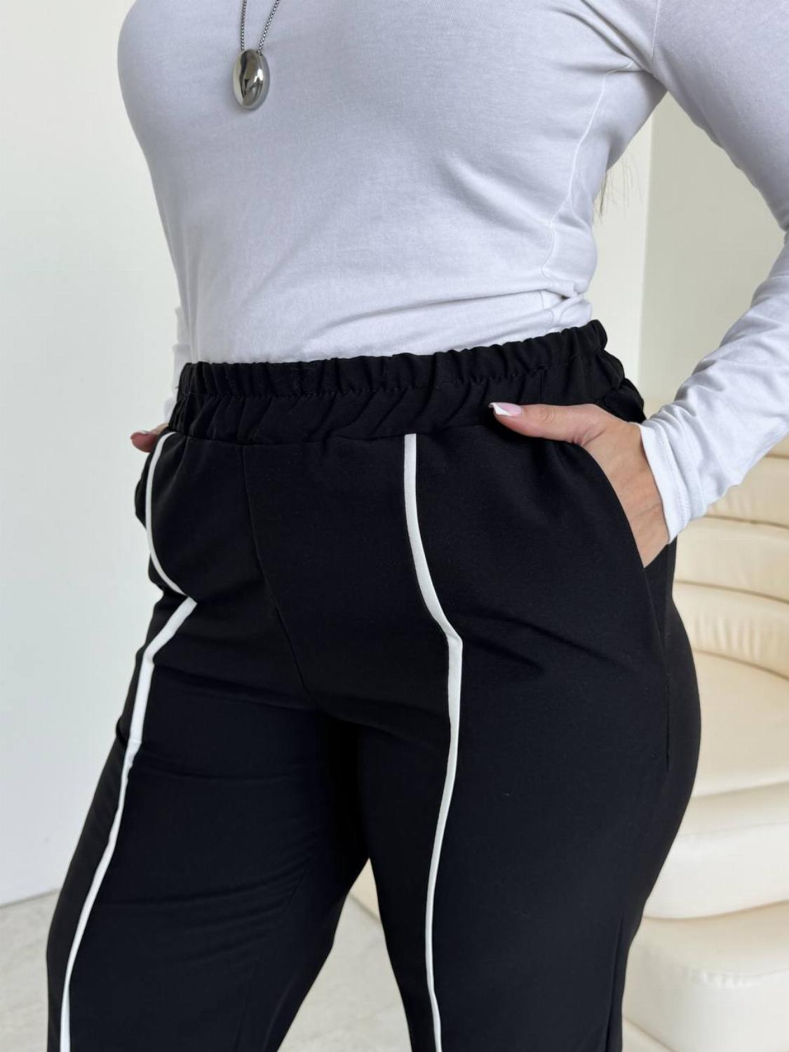 Стильні жіночі брюки на резинці 